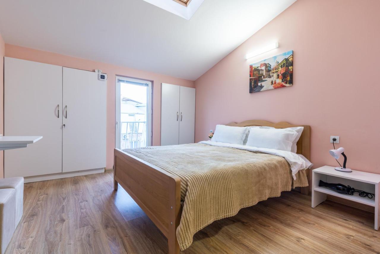 Hb Apartments Laghidze Tbilissi Extérieur photo